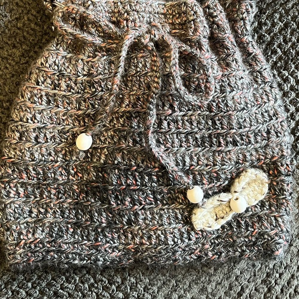 Hand Crafted Purse - Picture 3 of 4